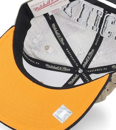 New York Knicks Choco Camo/Black Snapback - Mitchell & Ness – Image 5