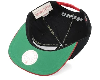 Chicago Bulls Logo Bill Black/Red Snapback - Mitchell & Ness – Image 5