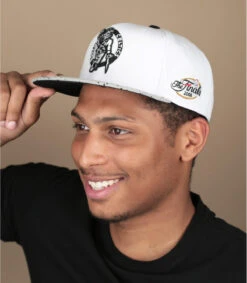 Mitchell & Ness Casquette Cracked Cement Snapback Celtics