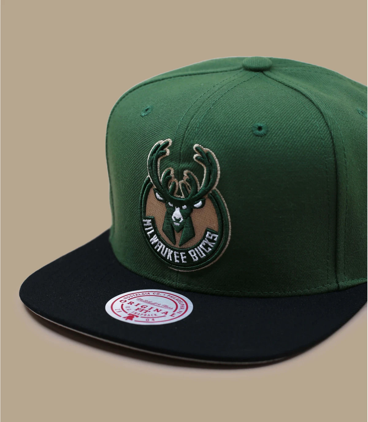 Mitchell & Ness NBA Core Basic Snapback Bucks – Image 3